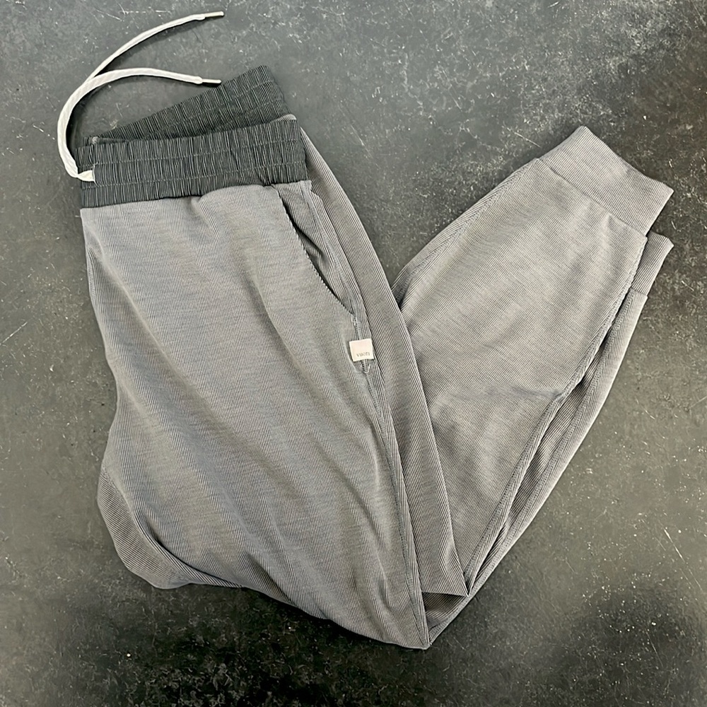 Vuori joggers